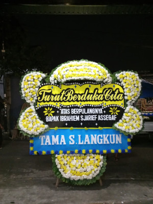 Papan Bunga Duka di Sampanahan