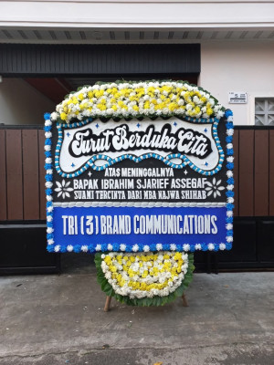 Papan Bunga Duka di Sampanahan